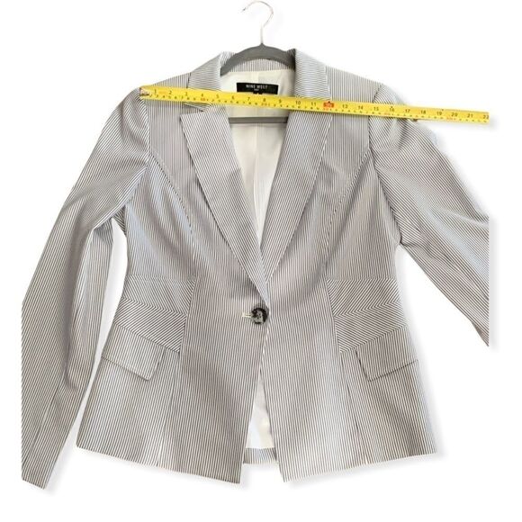 𝅺nine West Pin Striped Blazer - Picture 8 of 10